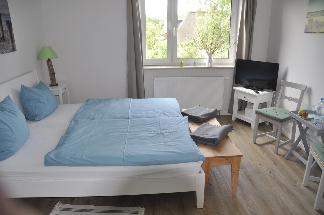 Hotel & Ferienunterkuenfte Hus Seeblick Fehmarn Luaran gambar